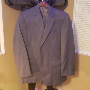 Mens 40R Macy's Ralph Lauren Grey plaid Suit LN